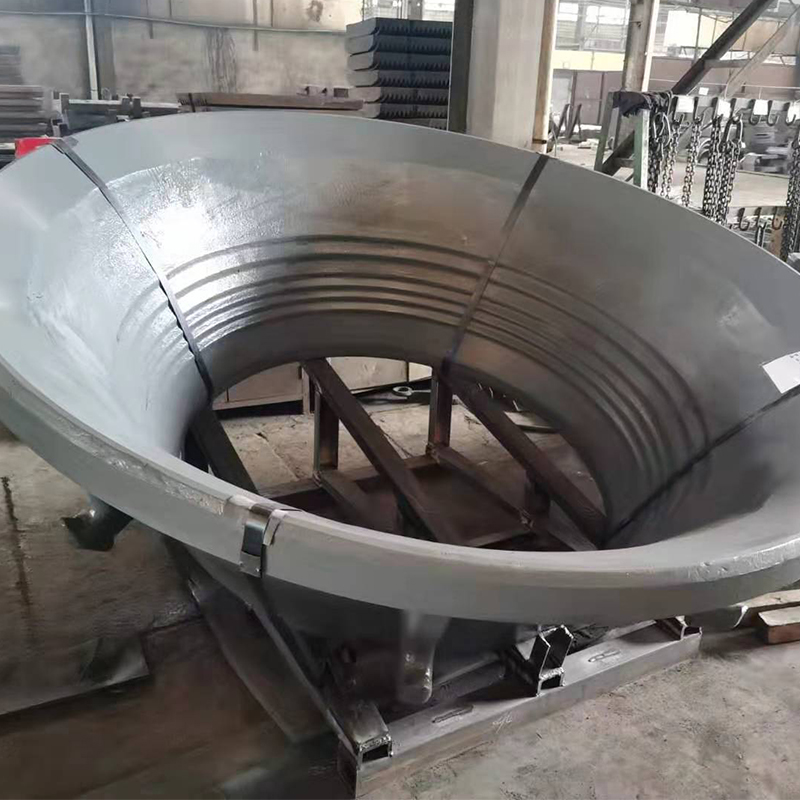 Symons 7ft \/ Uralmash КСД2200Bowl ​​Liner a Mantle Mn18Cr2 do Ruska